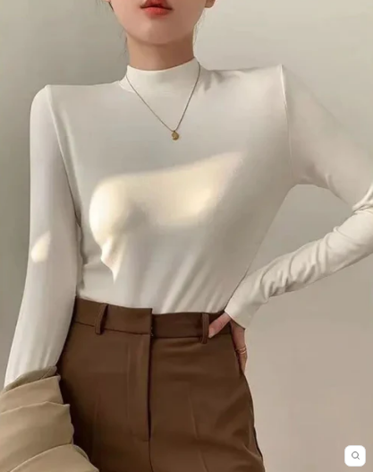 Blusa Bloom com Gola e Mangas longas